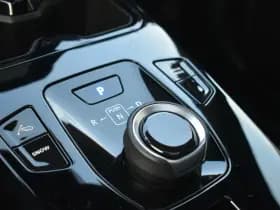 Toyota Urban Cruiser Executive 61 Kwh Automaat 174Pk thumbnail 19