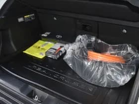 Toyota Urban Cruiser Executive 61 Kwh Automaat 174Pk thumbnail 6