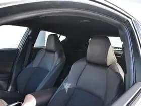 Toyota C-HR thumbnail 14