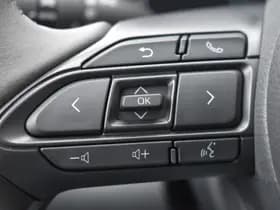 Toyota Yaris thumbnail 11