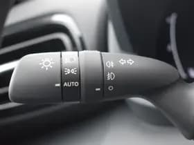 Toyota Yaris thumbnail 10