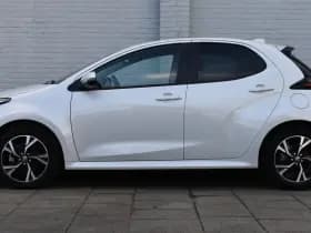 Toyota Yaris 1.5 Hybrid 115 First Edition Limited Automaat 116Pk thumbnail 5