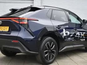 Toyota BZ4X Executive 73 Kwh Automaat 224Pk thumbnail 3