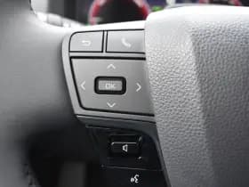 Toyota C-HR 2.0 Plug-In Hybrid 220 Executive Automaat 223Pk thumbnail 12