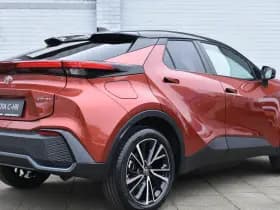 Toyota C-HR 2.0 Plug-In Hybrid 220 Executive Automaat 223Pk thumbnail 3