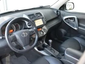 Toyota RAV4 2.0 Vvti Executive Business Automaat 158Pk thumbnail 2