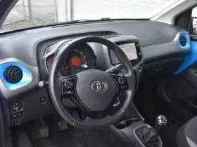 Toyota Aygo 1.0 Vvt-I X-Play Handgeschakeld 72Pk thumbnail 2