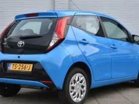 Toyota Aygo 1.0 Vvt-I X-Play Handgeschakeld 72Pk thumbnail 5