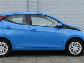 Toyota Aygo 1.0 Vvt-I X-Play Handgeschakeld 72Pk thumbnail 10