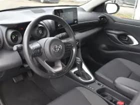 Toyota Yaris 1.5 Hybrid Dynamic Automaat 116Pk thumbnail 2