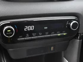 Toyota Yaris 1.5 Hybrid Dynamic Automaat 116Pk thumbnail 16