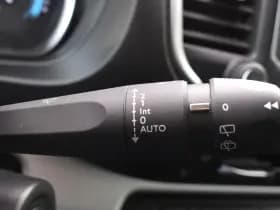 Peugeot E-Traveller 75 Kwh Long thumbnail 8