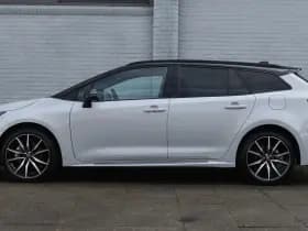 Toyota Corolla Touring Sport Hybrid 180 Gr Sport Automaat 178Pk thumbnail 17