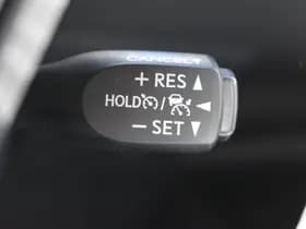 Toyota C-HR thumbnail 14