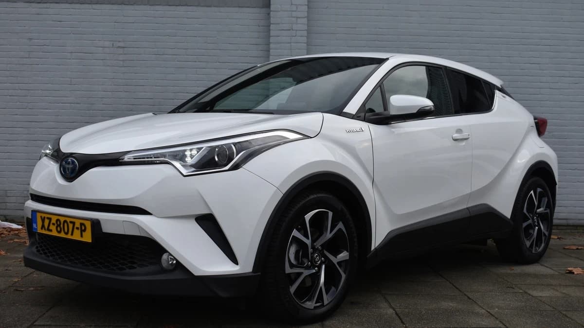 Toyota C-HR 1.8 Hybrid Dynamic Automaat 122Pk — foto 1