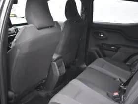 Toyota Urban Cruiser Dynamic 61 Kwh Automaat 174Pk thumbnail 8