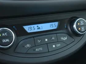 Toyota Yaris 1.5 Hybrid Design Sport Limited Automaat 100Pk thumbnail 18