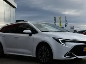 Toyota Corolla Touring Sports Hybrid 140 Dynamic + Automaat 140Pk thumbnail 9