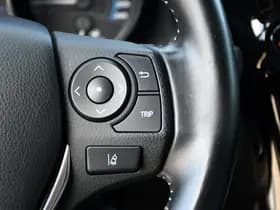 Toyota Auris thumbnail 23