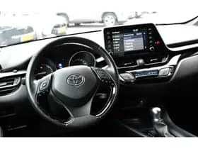 Toyota C-HR thumbnail 19