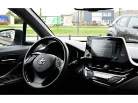 Toyota C-HR thumbnail 20