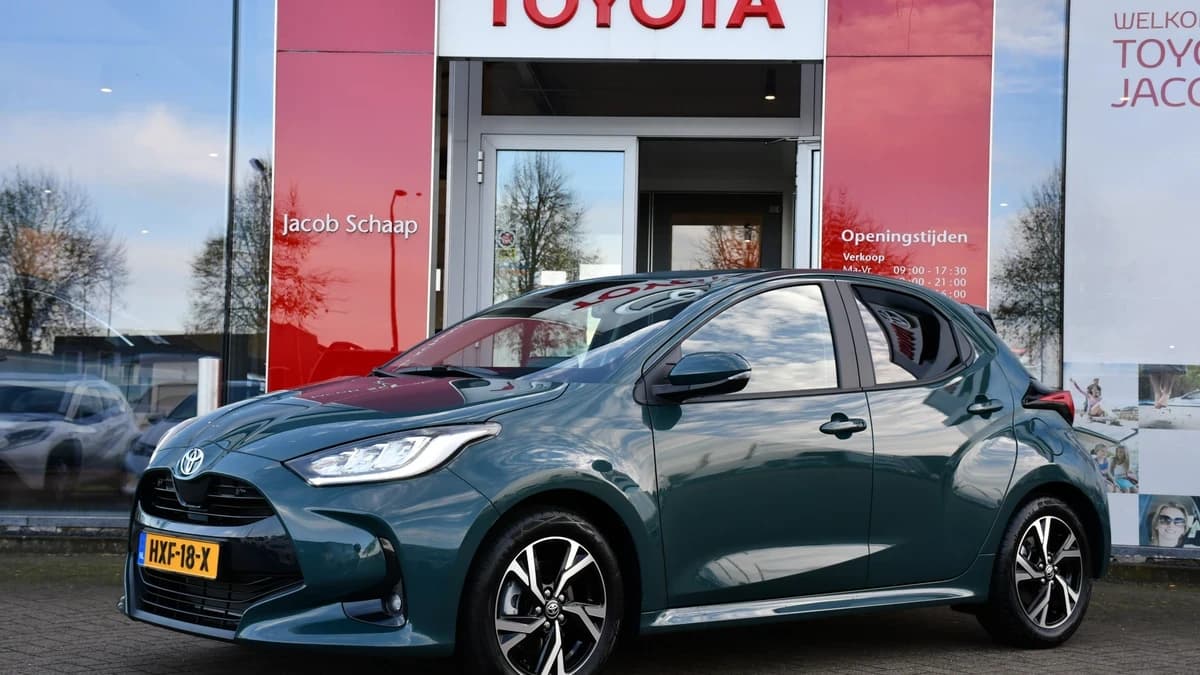 Toyota Yaris 1.5 Hybrid 115 Dynamic Automaat 116Pk — foto 1