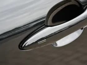 Toyota Corolla thumbnail 8