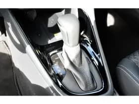 Toyota Yaris thumbnail 15