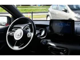 Toyota Yaris thumbnail 24