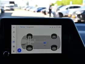 Toyota C-HR thumbnail 16