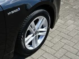 Toyota Corolla thumbnail 15