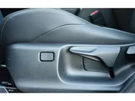 Toyota C-HR+ thumbnail 24