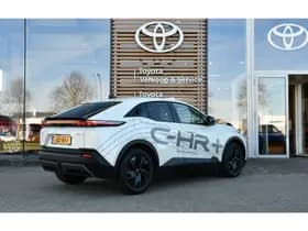 Toyota C-HR+ thumbnail 8