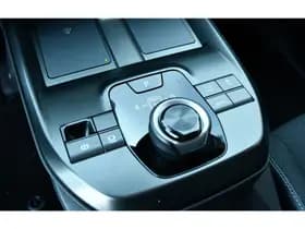 Toyota C-HR+ thumbnail 9