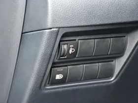 Toyota Yaris thumbnail 17