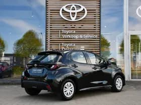 Toyota Yaris thumbnail 3