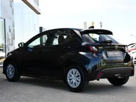Toyota Yaris thumbnail 9