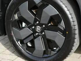 Toyota Urban Cruiser Executive 61 Kwh Automaat 174Pk thumbnail 22