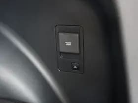 Toyota C-HR+ thumbnail 13