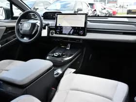 Toyota C-HR+ thumbnail 18