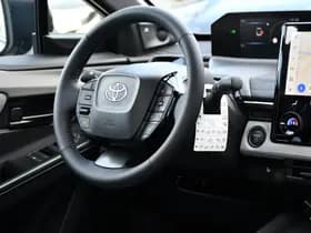 Toyota C-HR+ thumbnail 34