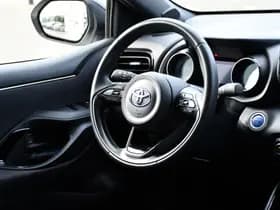 Toyota Yaris thumbnail 19