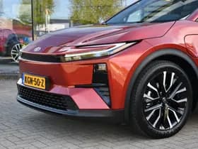 Toyota C-HR+ thumbnail 3