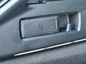 Toyota Corolla Touring Sports Hybrid 180 Dynamic Automaat 178Pk thumbnail 13