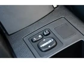 Toyota RAV4 thumbnail 12