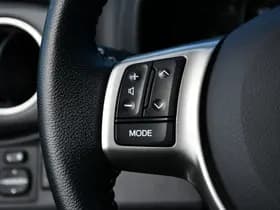 Toyota Yaris thumbnail 14