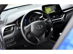 Toyota C-HR thumbnail 13