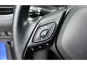 Toyota C-HR thumbnail 22