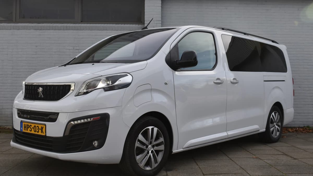Peugeot E-Traveller 75 kwh Long — foto 1