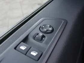 Peugeot E-Traveller 75 kwh Long thumbnail 3